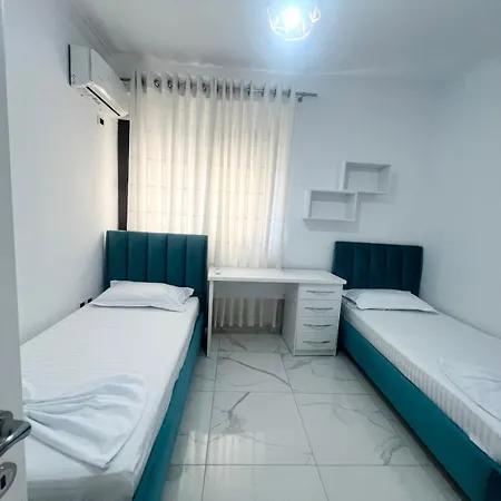 Twobedrooms House Apartament Polisi i Vogel